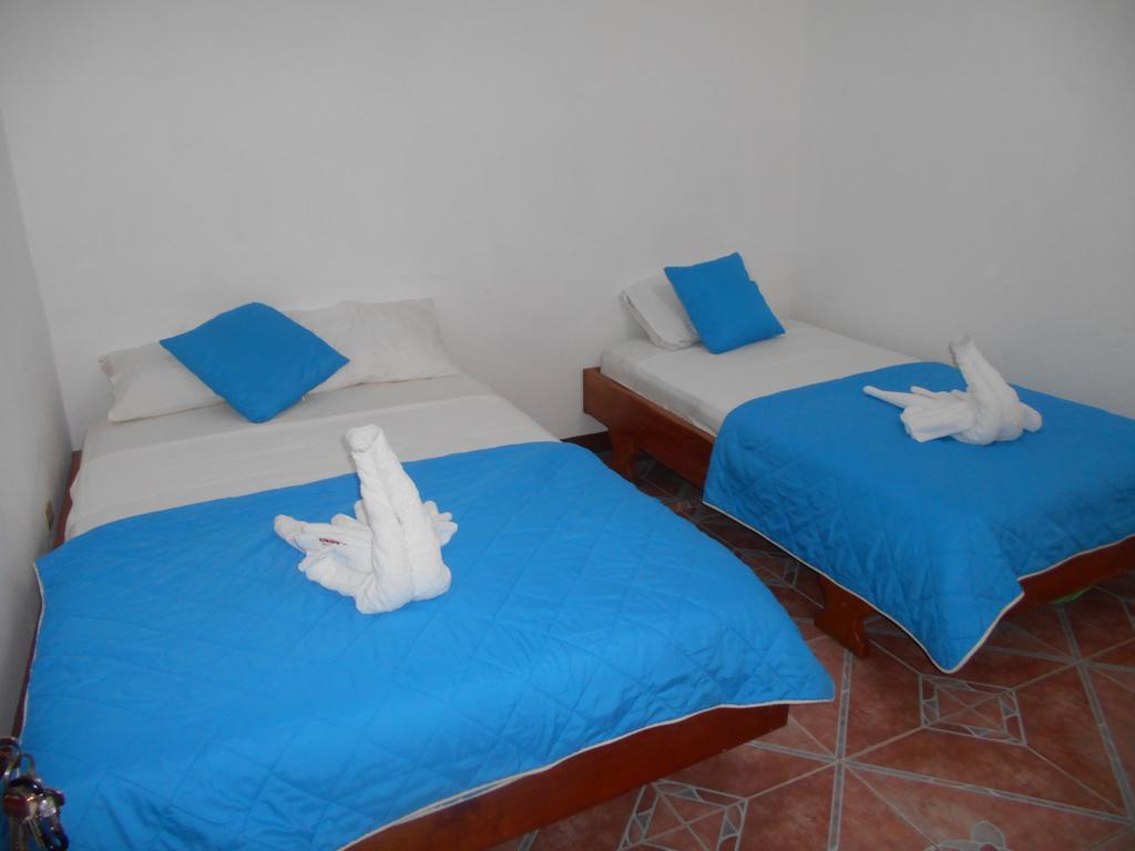 El Descanso Del Petrel Puerto Ayora  Exterior foto